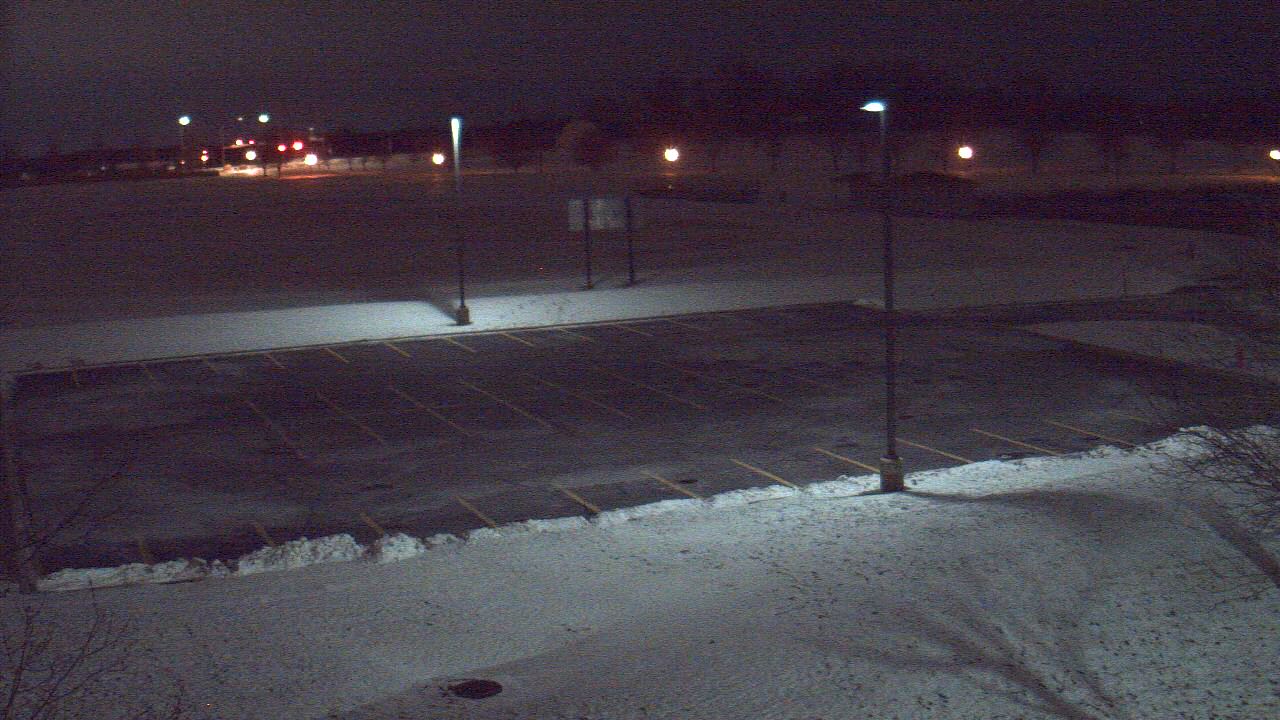 Thumbnail for current weather camera view from Geneva MS in Geneva, Illinois