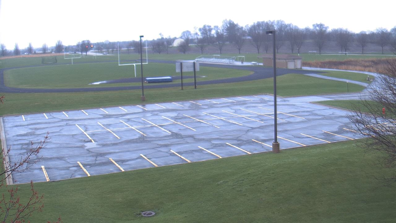 Thumbnail for current weather camera view from Geneva MS in Geneva, Illinois