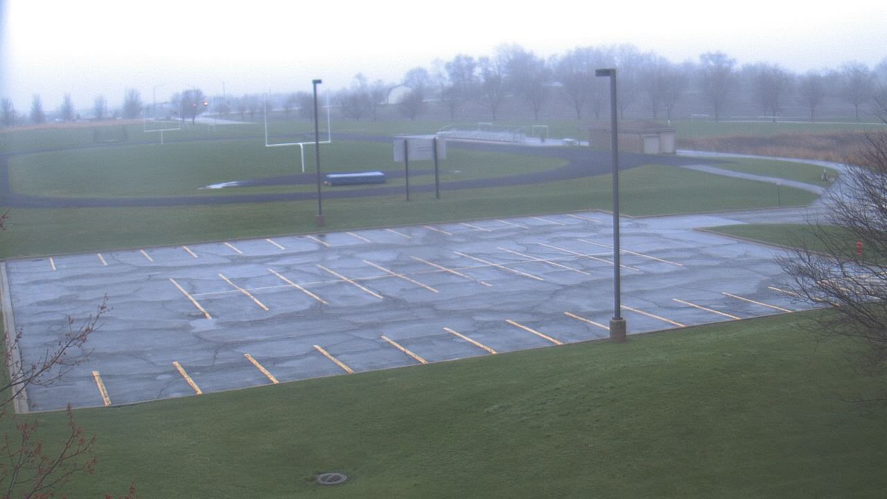 Thumbnail for current weather camera view from Geneva MS in Geneva, Illinois