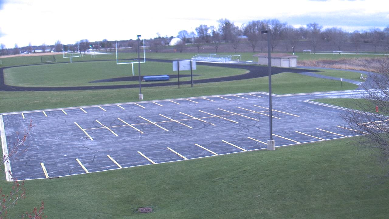 Thumbnail for current weather camera view from Geneva MS in Geneva, Illinois