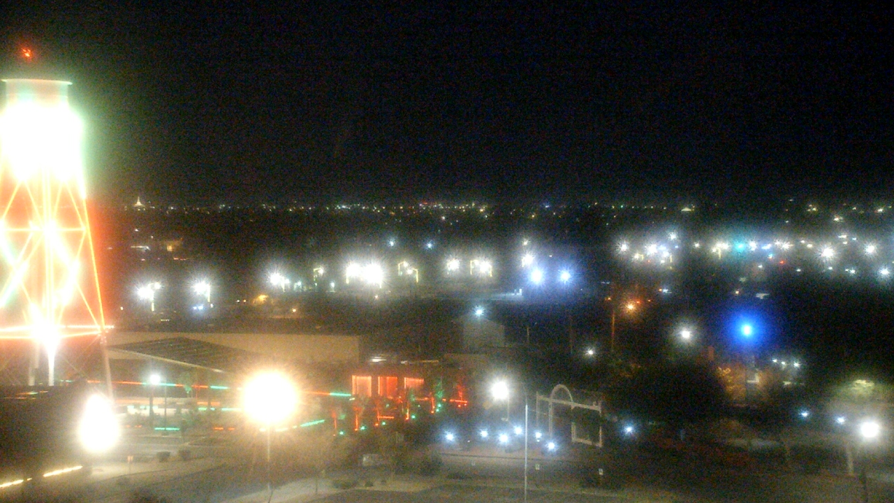 Thumbnail for current weather camera view from Town of Gilbert in Gilbert, Arizona