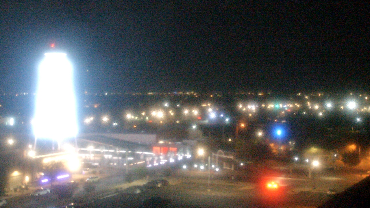 Thumbnail for current weather camera view from Town of Gilbert in Gilbert, Arizona