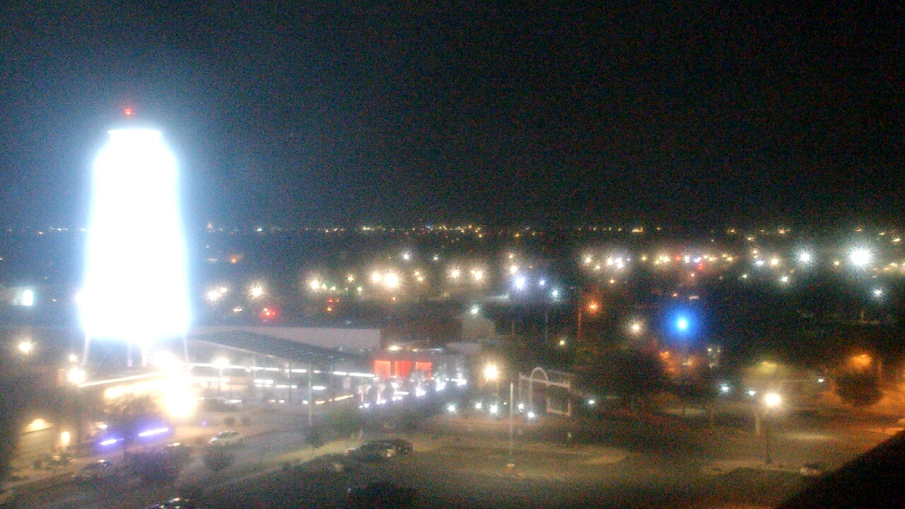 Thumbnail for current weather camera view from Town of Gilbert in Gilbert, Arizona