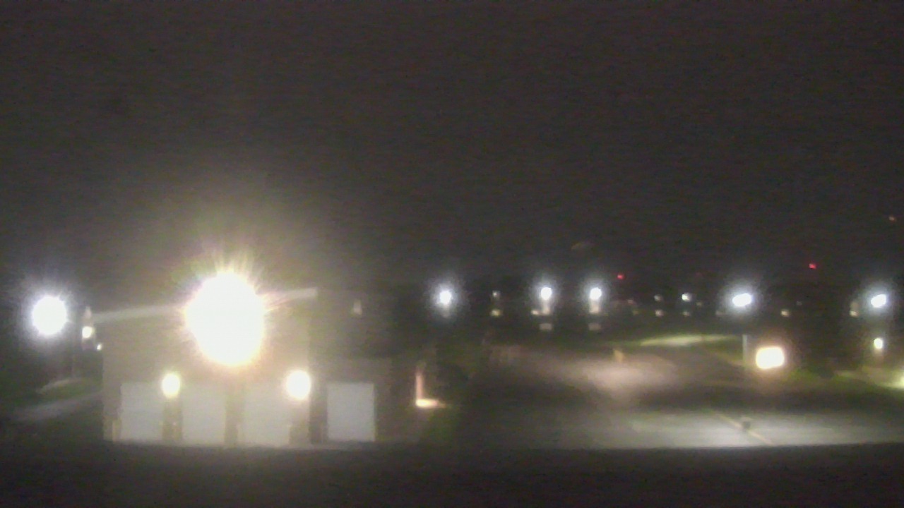 Thumbnail for current weather camera view from Marquardt MS in Glendale Heights, Illinois