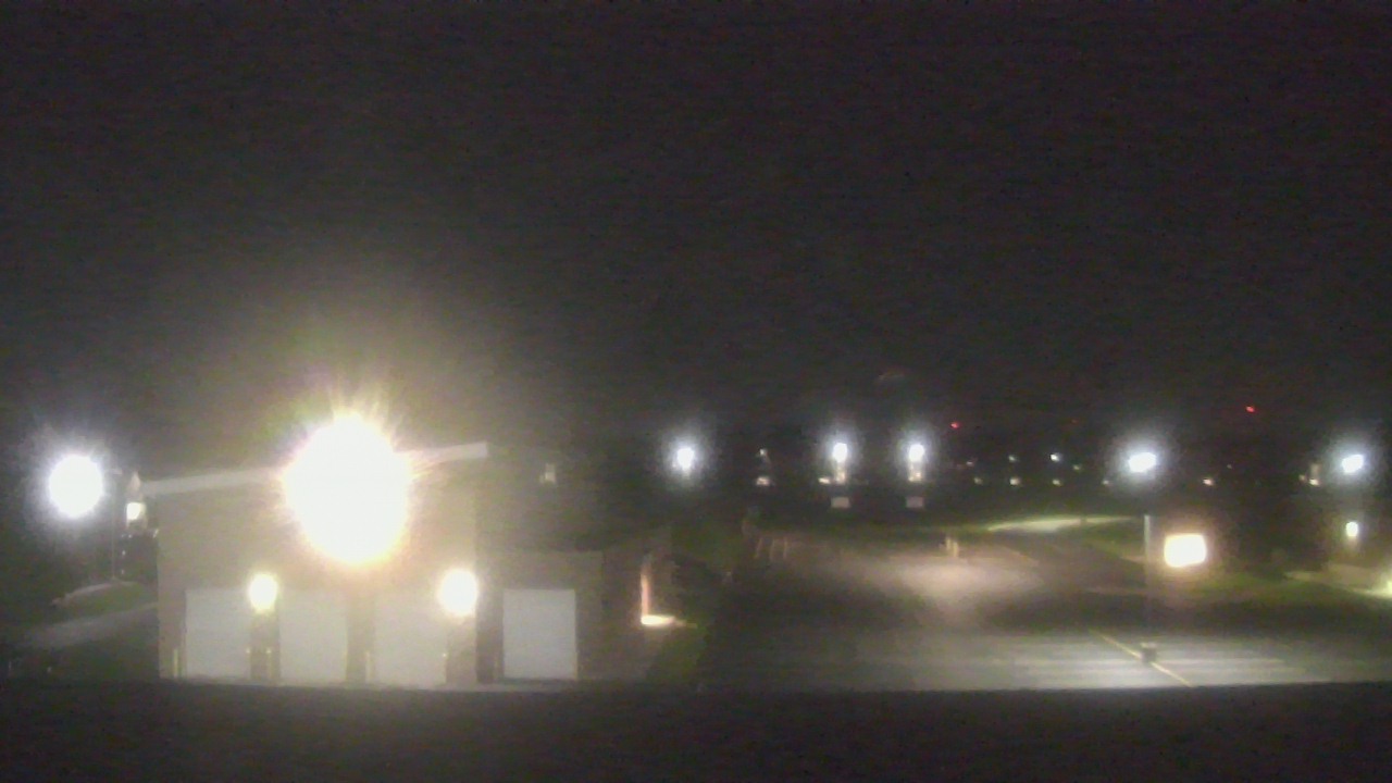 Thumbnail for current weather camera view from Marquardt MS in Glendale Heights, Illinois