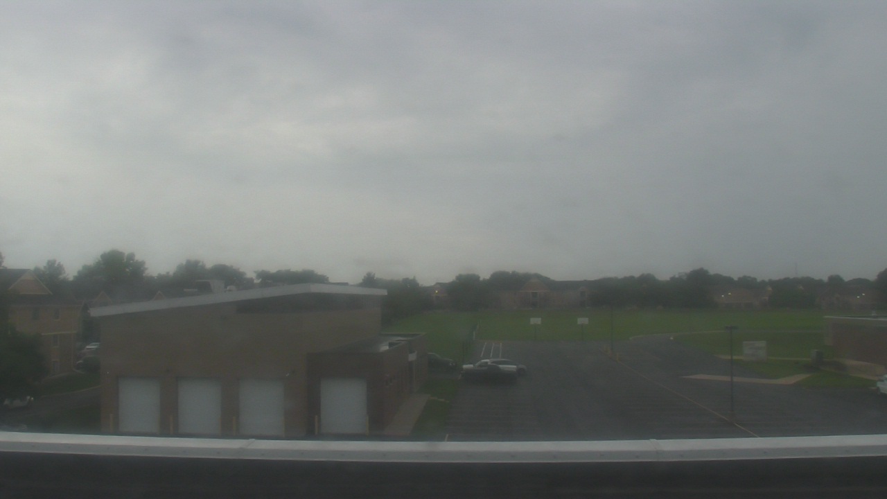 Thumbnail for current weather camera view from Marquardt MS in Glendale Heights, Illinois