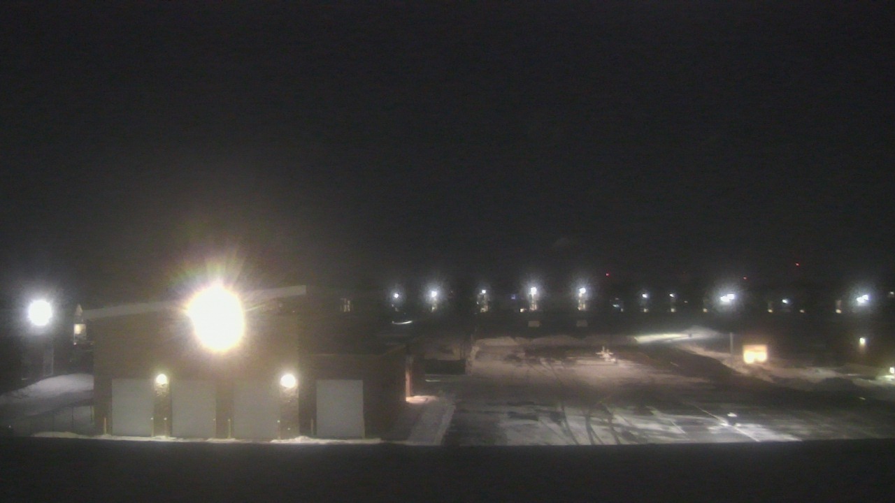 Thumbnail for current weather camera view from Marquardt MS in Glendale Heights, Illinois