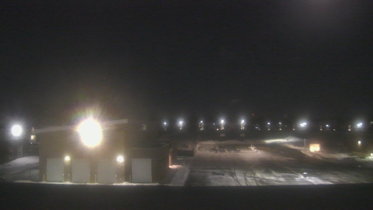 Thumbnail for current weather camera view from Marquardt MS in Glendale Heights, Illinois