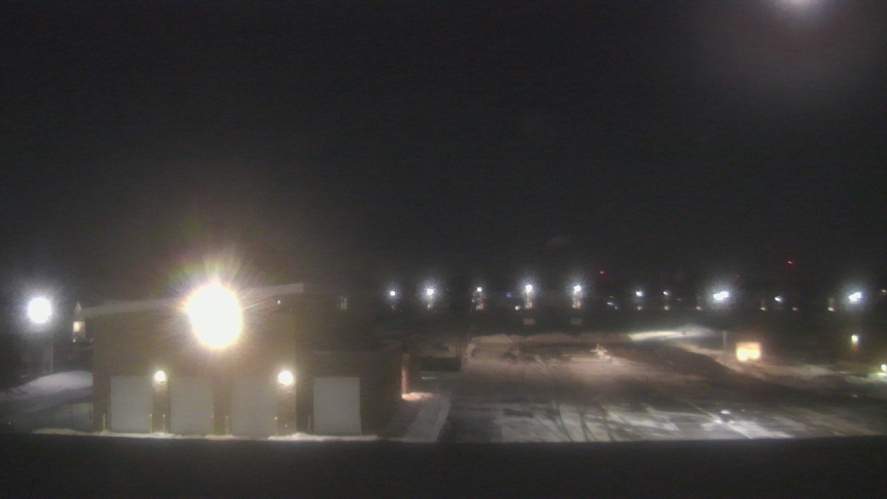 Thumbnail for current weather camera view from Marquardt MS in Glendale Heights, Illinois