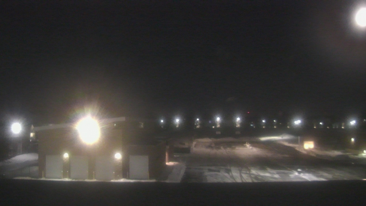 Thumbnail for current weather camera view from Marquardt MS in Glendale Heights, Illinois