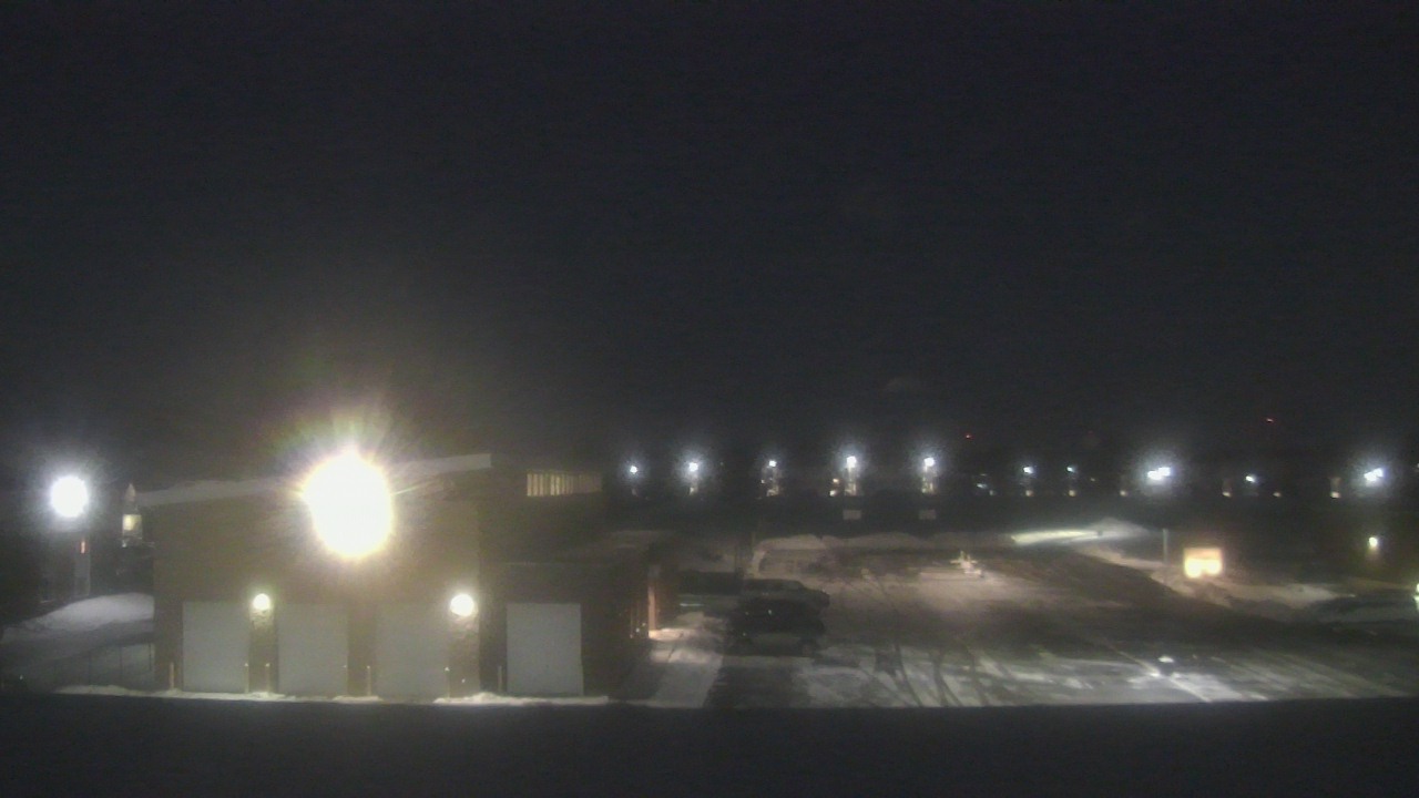 Thumbnail for current weather camera view from Marquardt MS in Glendale Heights, Illinois