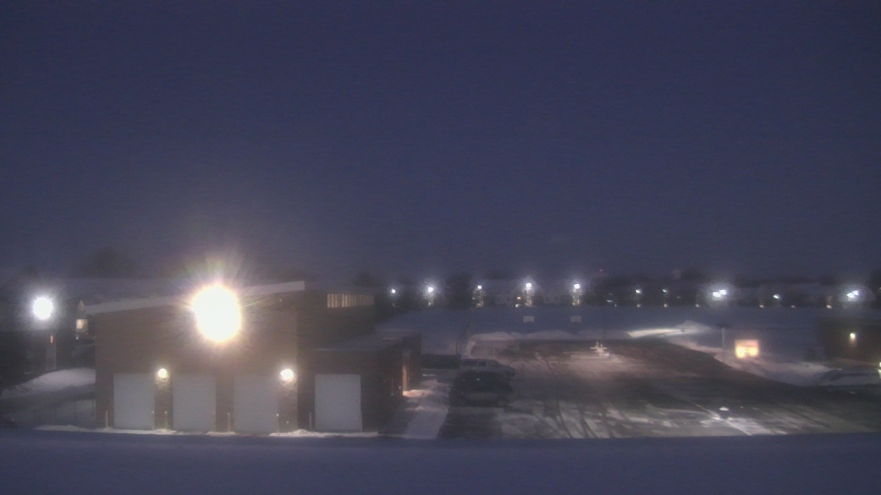Thumbnail for current weather camera view from Marquardt MS in Glendale Heights, Illinois