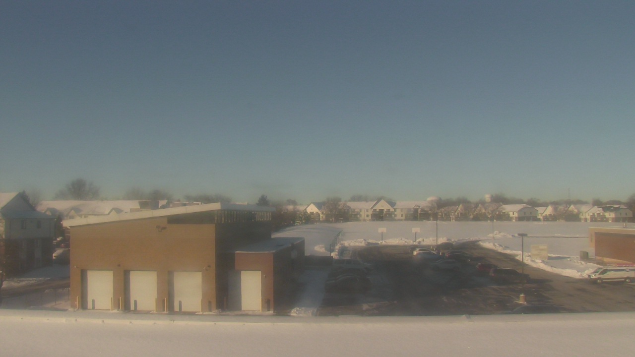 Thumbnail for current weather camera view from Marquardt MS in Glendale Heights, Illinois