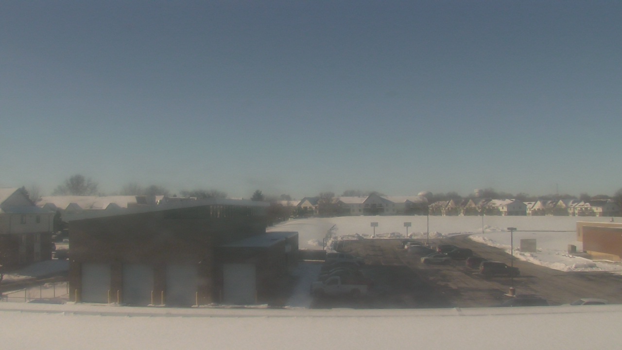 Thumbnail for current weather camera view from Marquardt MS in Glendale Heights, Illinois
