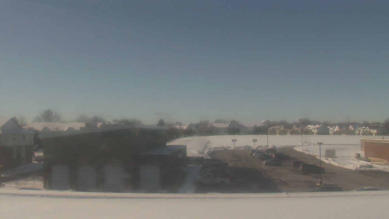 Thumbnail for current weather camera view from Marquardt MS in Glendale Heights, Illinois
