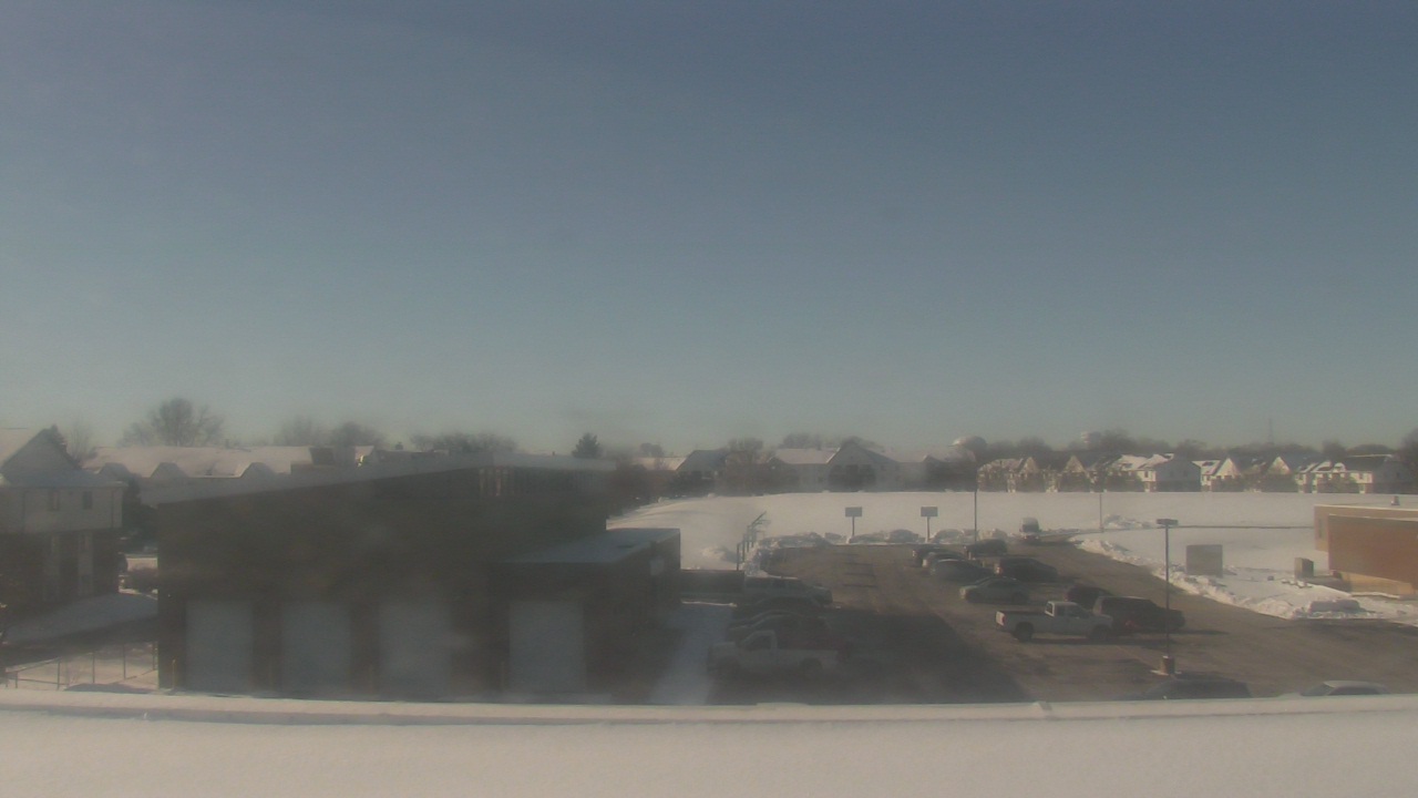 Thumbnail for current weather camera view from Marquardt MS in Glendale Heights, Illinois