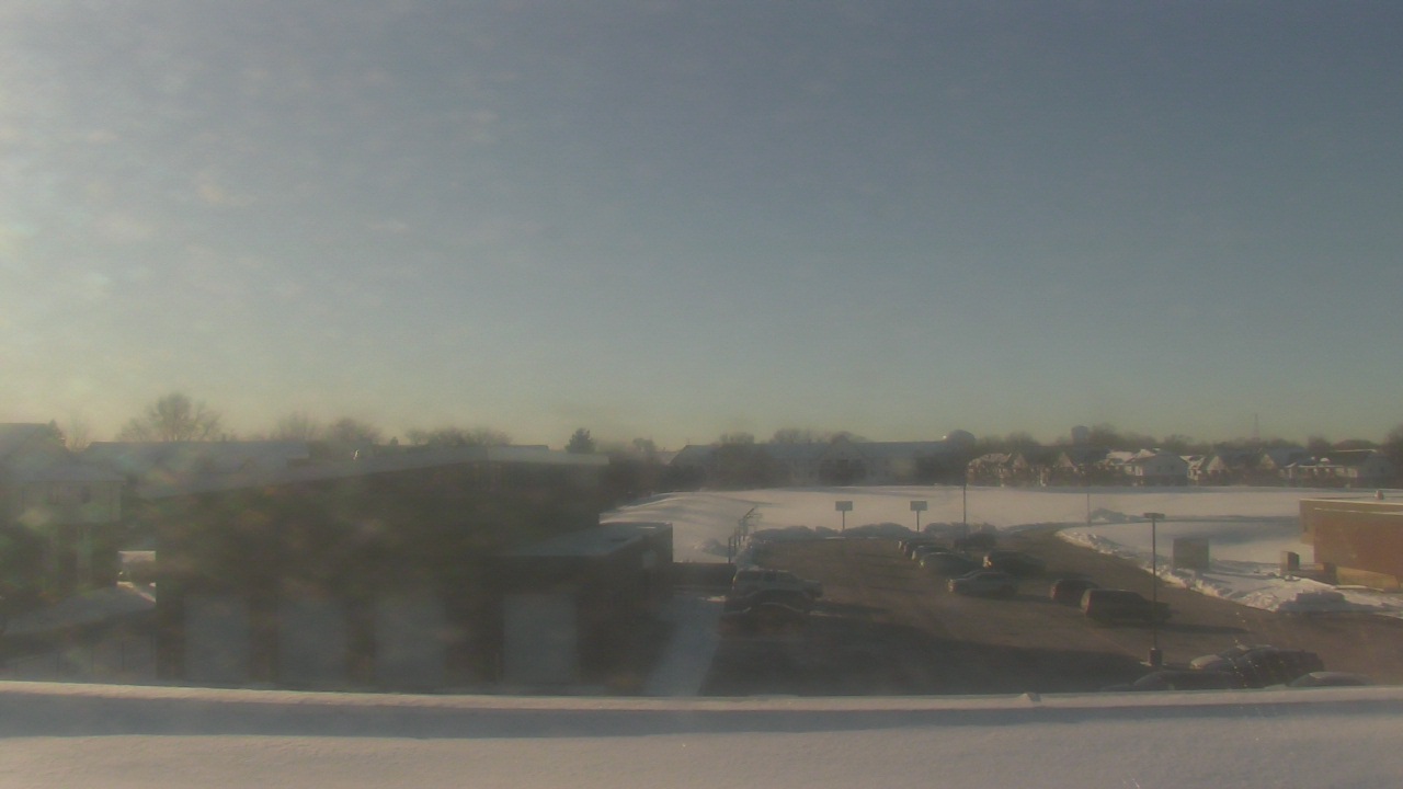 Thumbnail for current weather camera view from Marquardt MS in Glendale Heights, Illinois