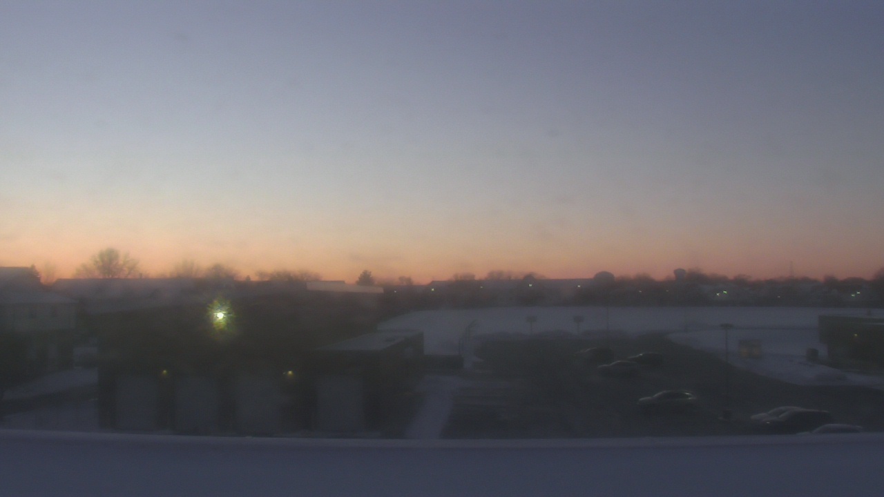 Thumbnail for current weather camera view from Marquardt MS in Glendale Heights, Illinois