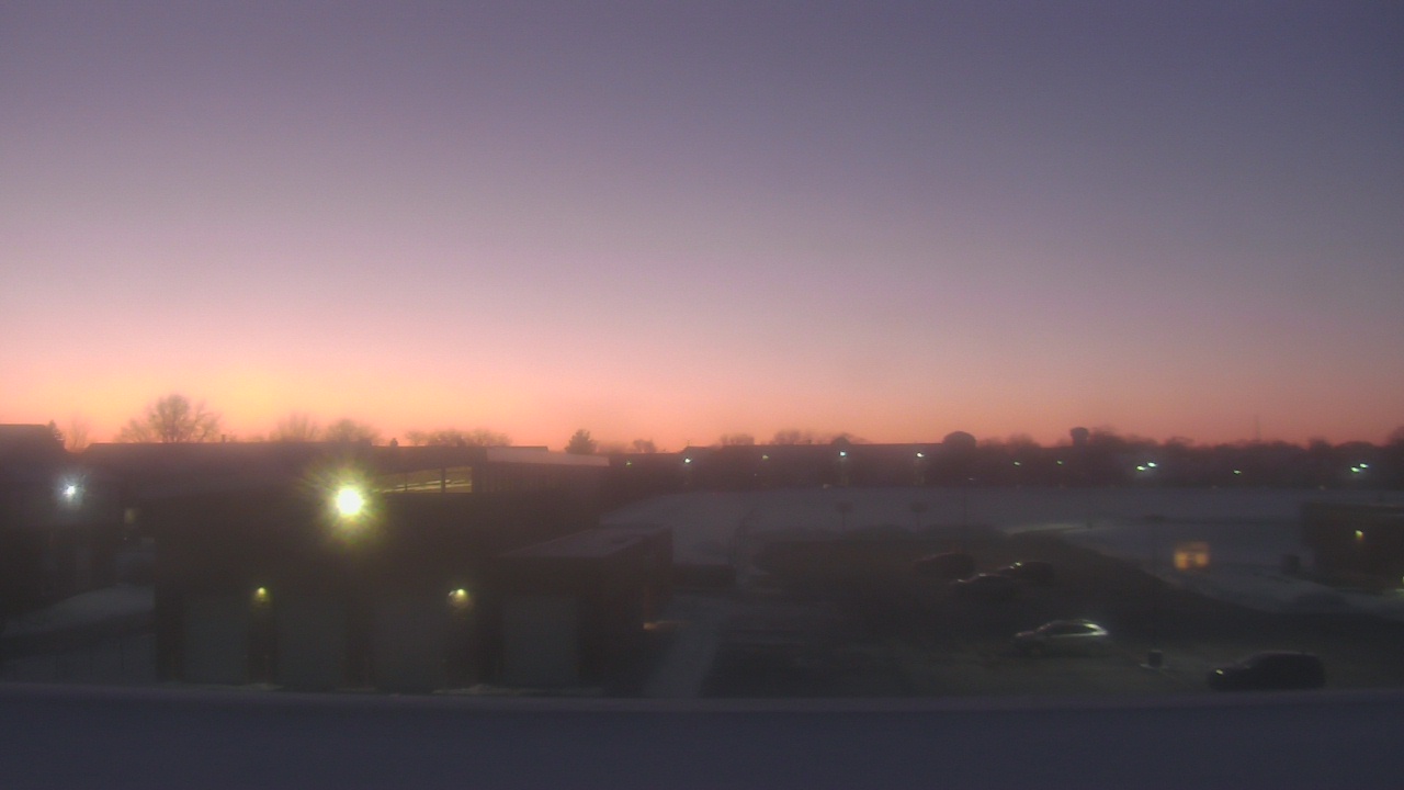 Thumbnail for current weather camera view from Marquardt MS in Glendale Heights, Illinois