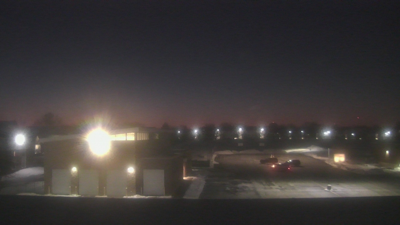 Thumbnail for current weather camera view from Marquardt MS in Glendale Heights, Illinois