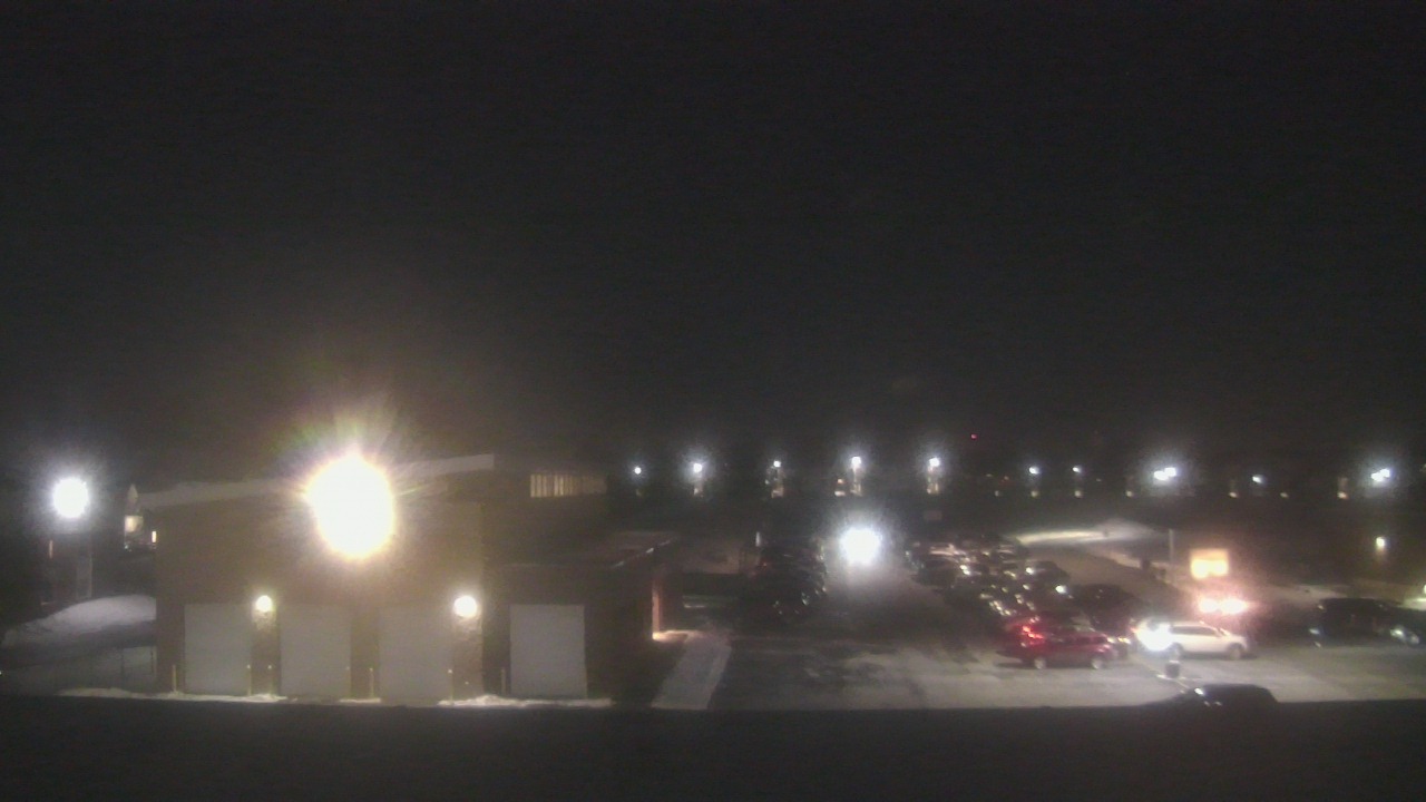 Thumbnail for current weather camera view from Marquardt MS in Glendale Heights, Illinois