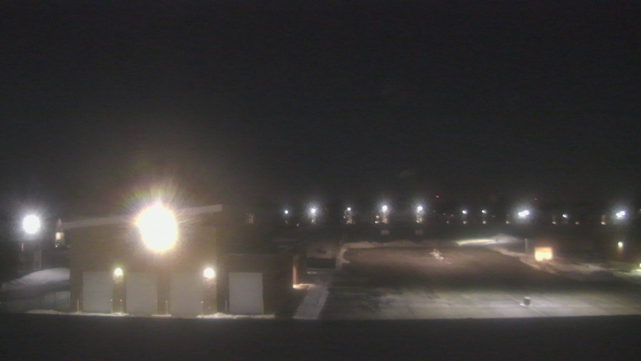 Thumbnail for current weather camera view from Marquardt MS in Glendale Heights, Illinois