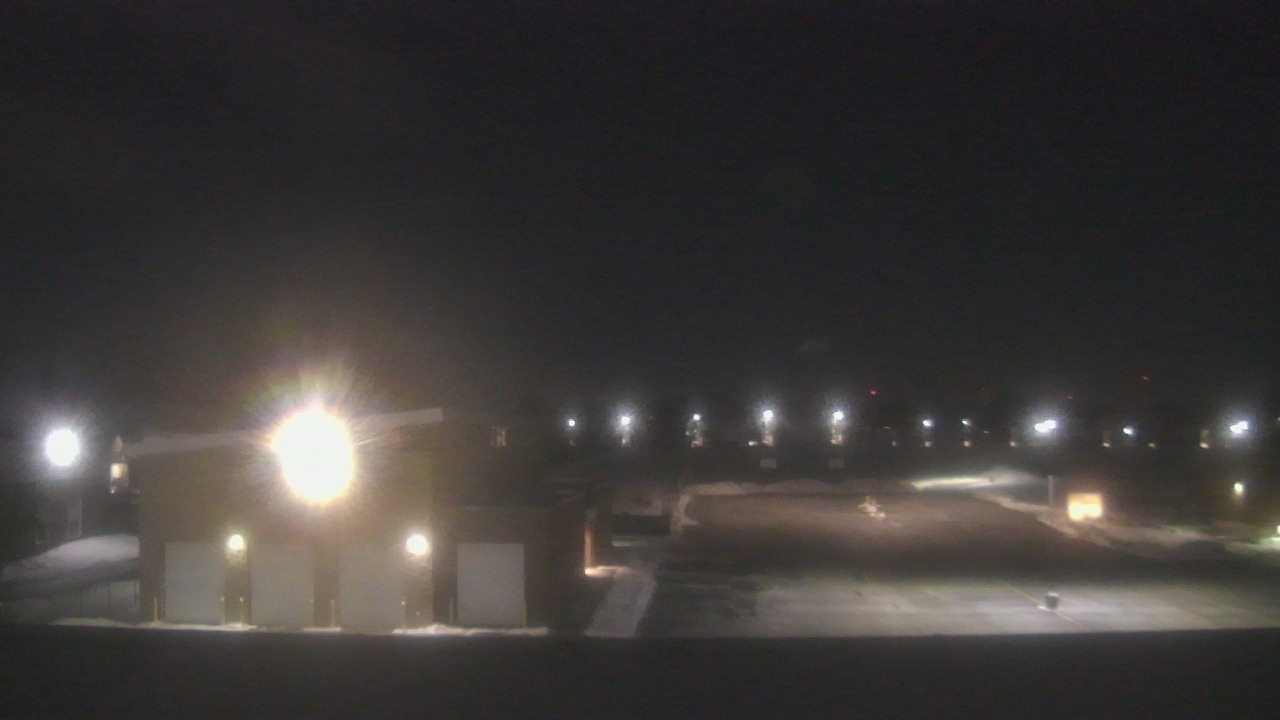 Thumbnail for current weather camera view from Marquardt MS in Glendale Heights, Illinois