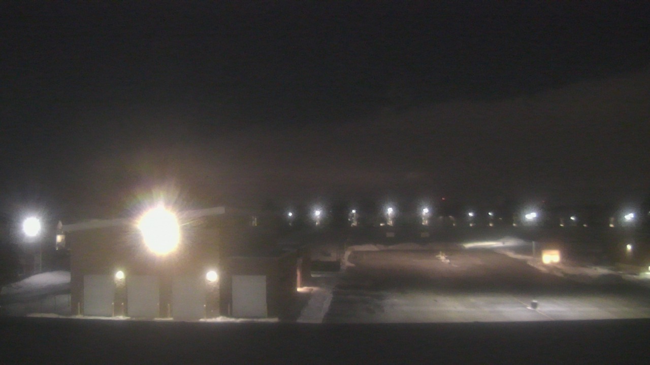 Thumbnail for current weather camera view from Marquardt MS in Glendale Heights, Illinois