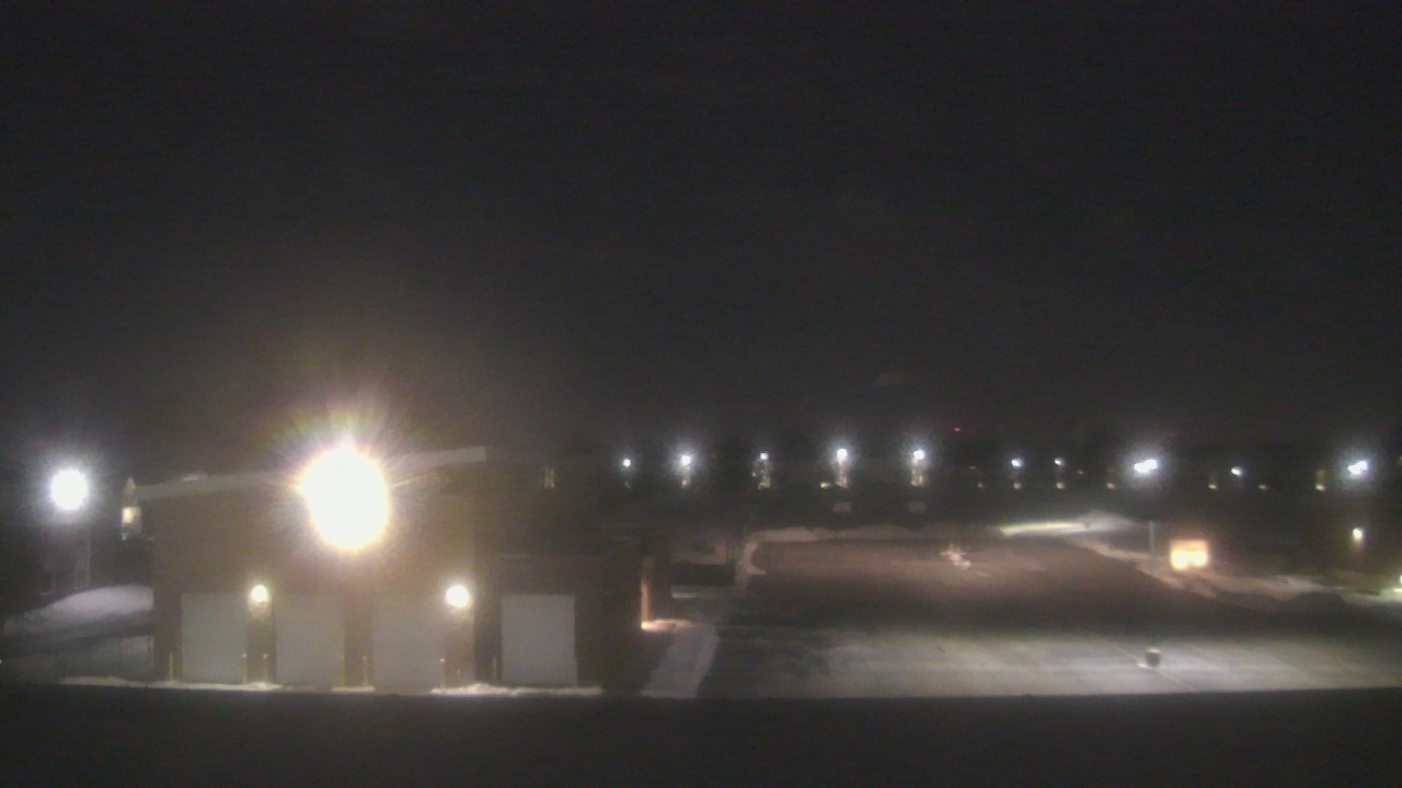 Thumbnail for current weather camera view from Marquardt MS in Glendale Heights, Illinois