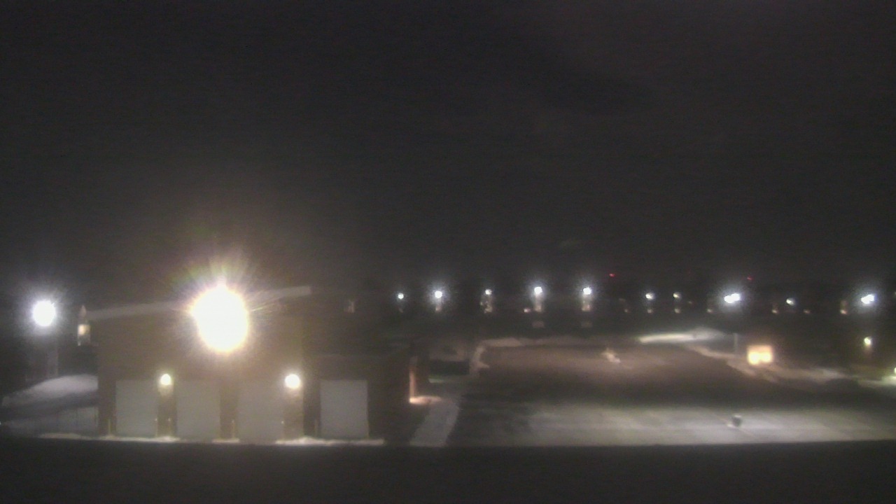 Thumbnail for current weather camera view from Marquardt MS in Glendale Heights, Illinois