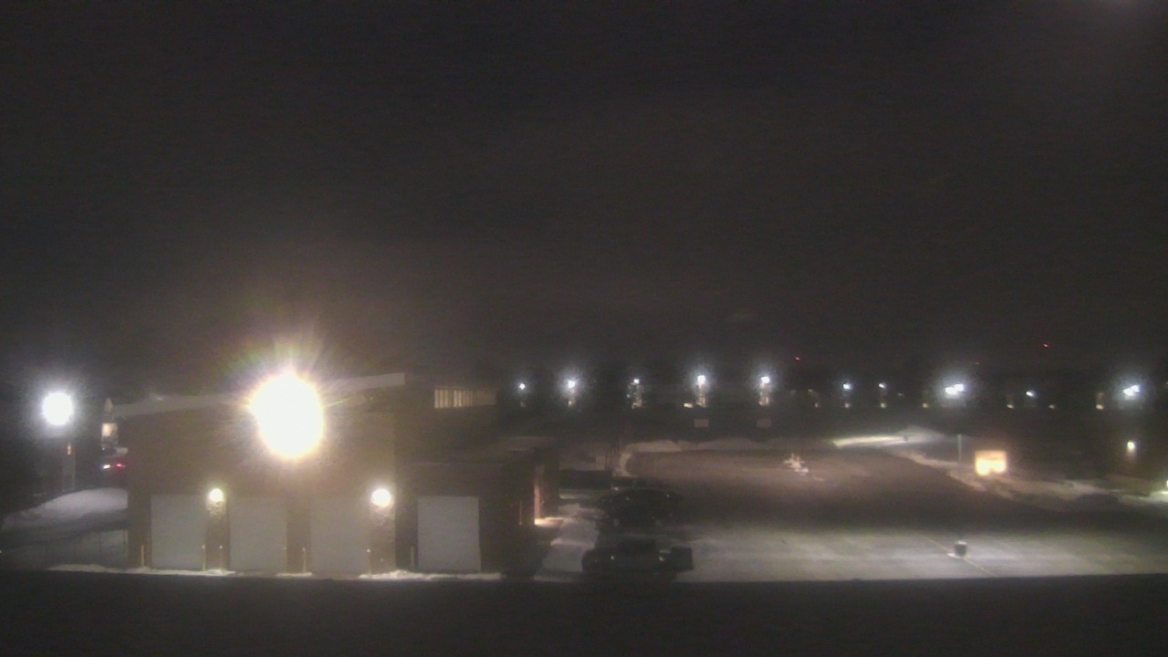 Thumbnail for current weather camera view from Marquardt MS in Glendale Heights, Illinois