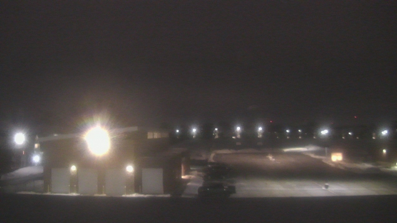 Thumbnail for current weather camera view from Marquardt MS in Glendale Heights, Illinois