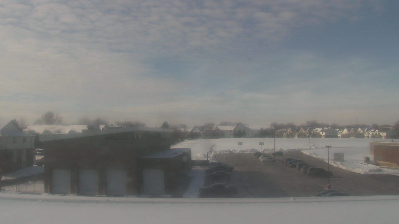 Thumbnail for current weather camera view from Marquardt MS in Glendale Heights, Illinois