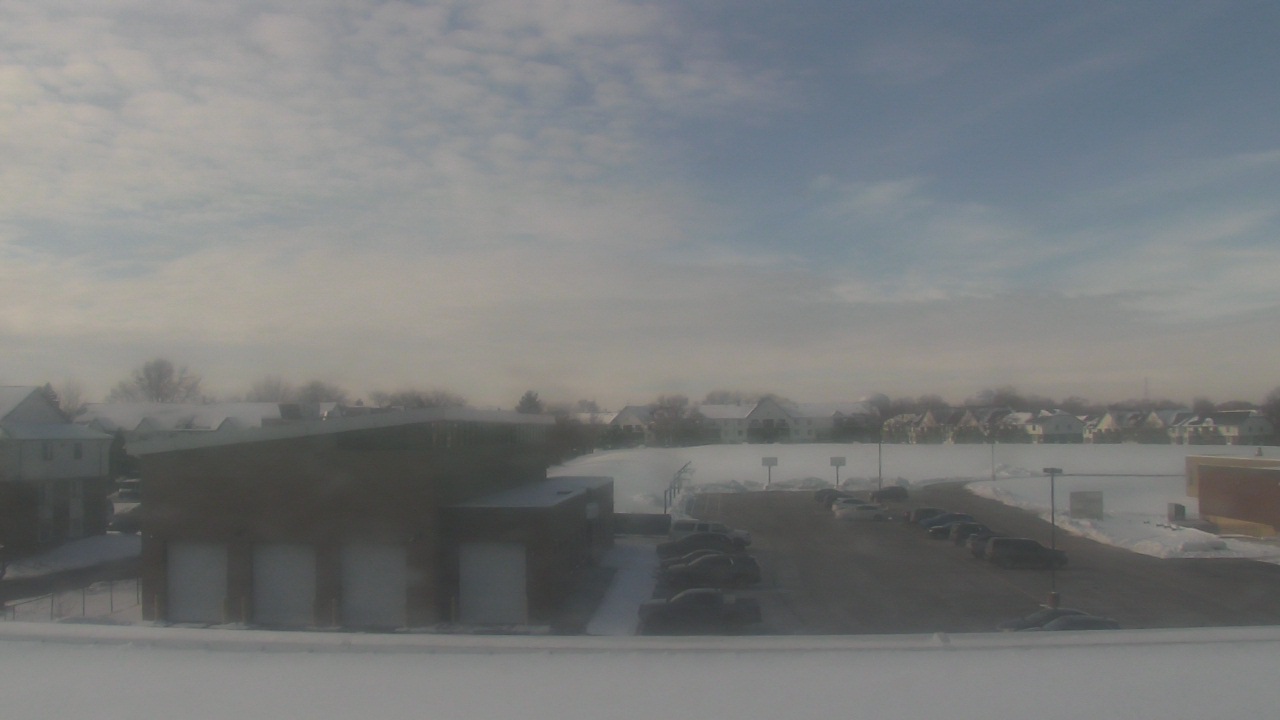 Thumbnail for current weather camera view from Marquardt MS in Glendale Heights, Illinois