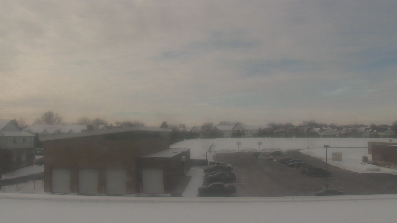 Thumbnail for current weather camera view from Marquardt MS in Glendale Heights, Illinois