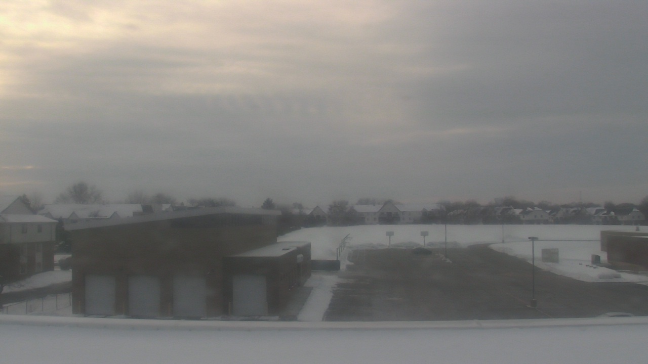 Thumbnail for current weather camera view from Marquardt MS in Glendale Heights, Illinois