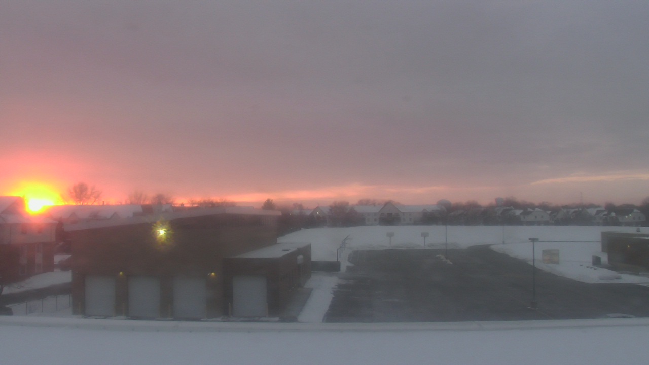 Thumbnail for current weather camera view from Marquardt MS in Glendale Heights, Illinois
