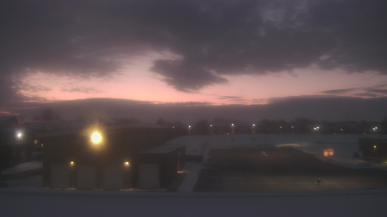 Thumbnail for current weather camera view from Marquardt MS in Glendale Heights, Illinois