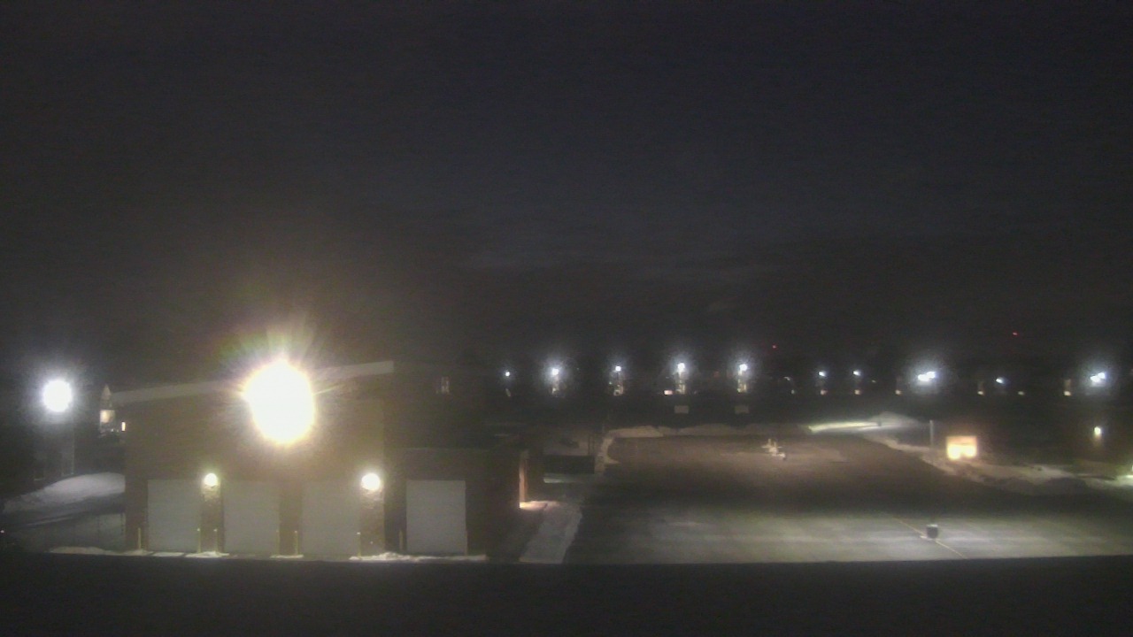 Thumbnail for current weather camera view from Marquardt MS in Glendale Heights, Illinois