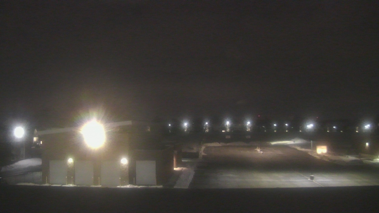 Thumbnail for current weather camera view from Marquardt MS in Glendale Heights, Illinois