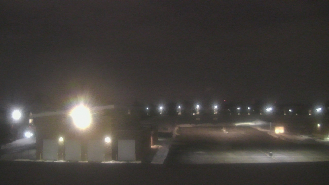 Thumbnail for current weather camera view from Marquardt MS in Glendale Heights, Illinois