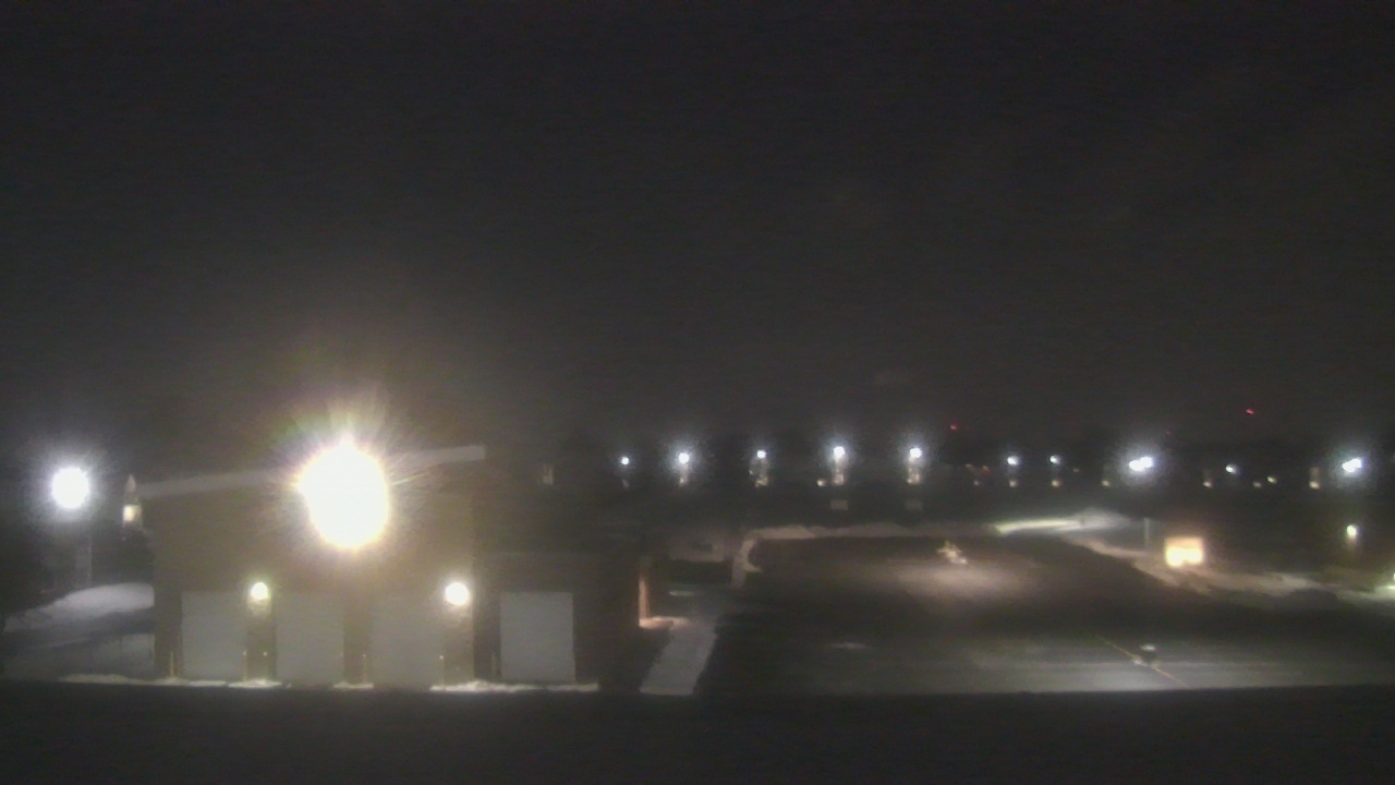 Thumbnail for current weather camera view from Marquardt MS in Glendale Heights, Illinois