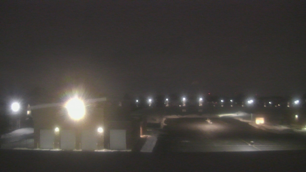 Thumbnail for current weather camera view from Marquardt MS in Glendale Heights, Illinois