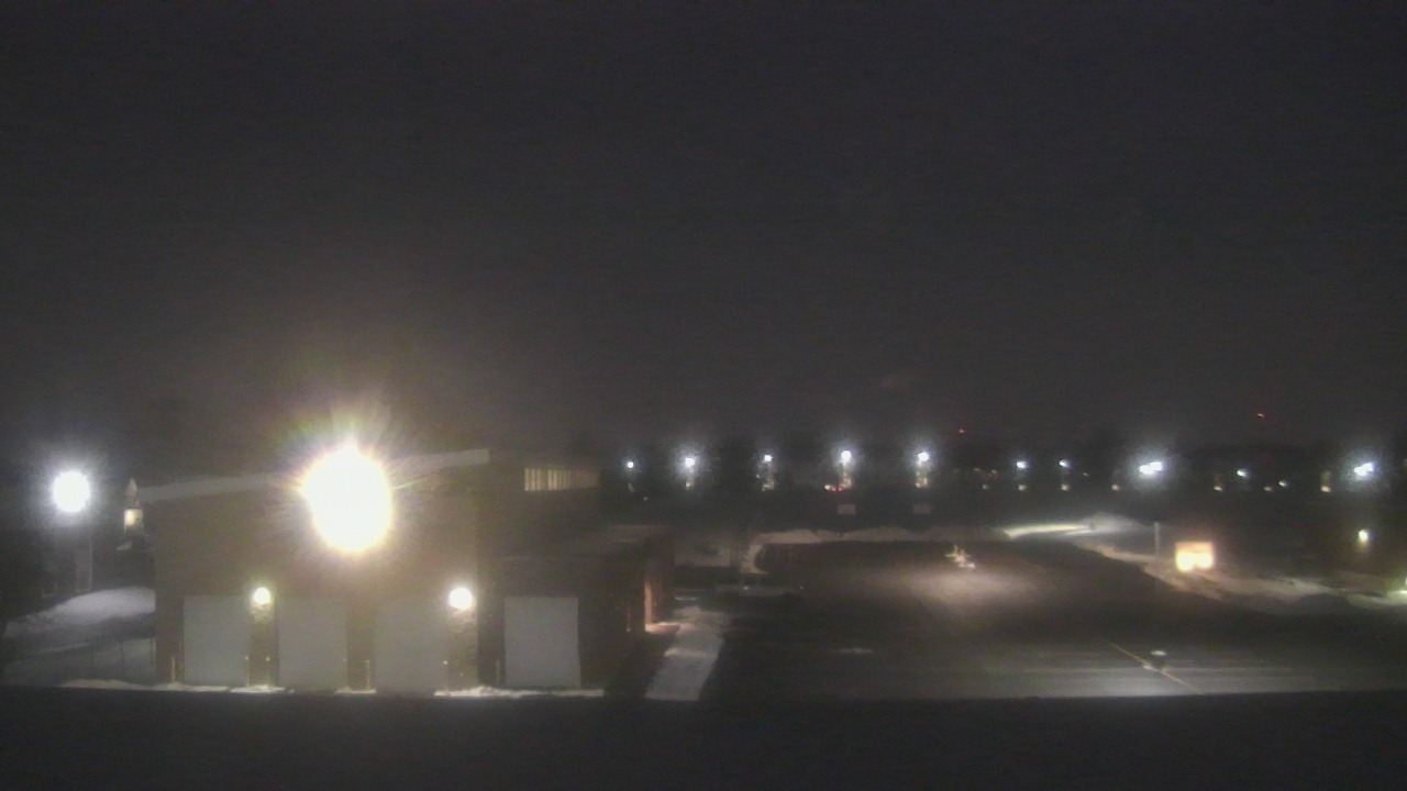 Thumbnail for current weather camera view from Marquardt MS in Glendale Heights, Illinois