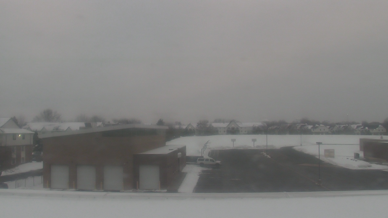 Thumbnail for current weather camera view from Marquardt MS in Glendale Heights, Illinois