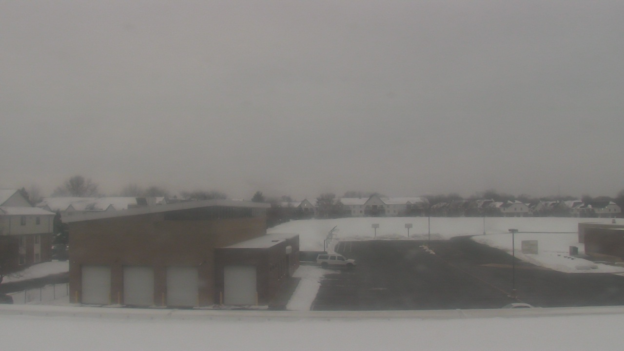 Thumbnail for current weather camera view from Marquardt MS in Glendale Heights, Illinois