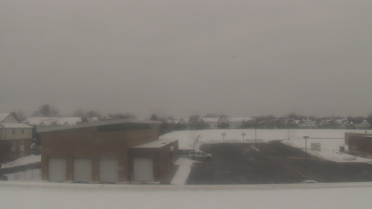 Thumbnail for current weather camera view from Marquardt MS in Glendale Heights, Illinois