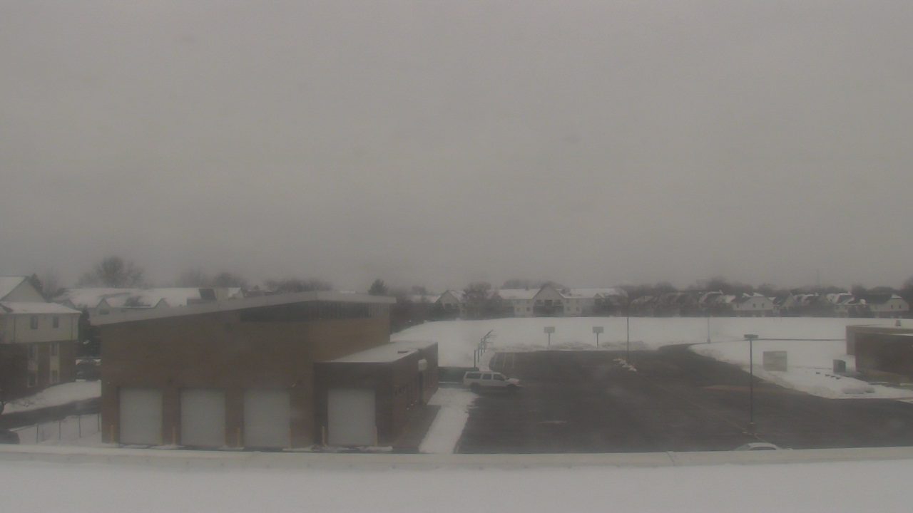 Thumbnail for current weather camera view from Marquardt MS in Glendale Heights, Illinois