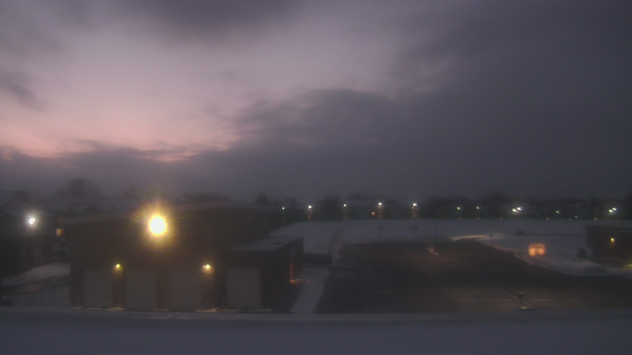 Thumbnail for current weather camera view from Marquardt MS in Glendale Heights, Illinois