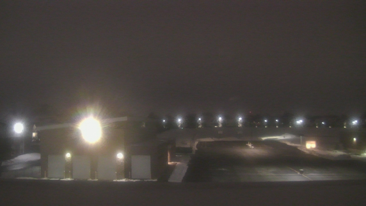 Thumbnail for current weather camera view from Marquardt MS in Glendale Heights, Illinois